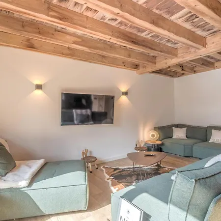 Shana - Welkeys Chalet